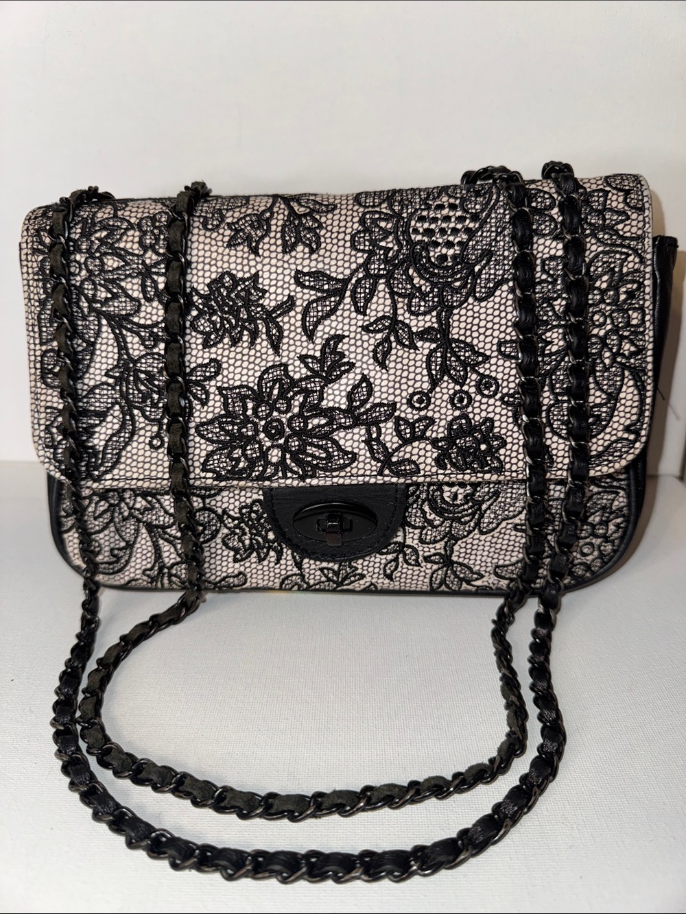 Patricia Nash Lorenza Chantilly Lace Leather Crossbody Shoulder Bag
